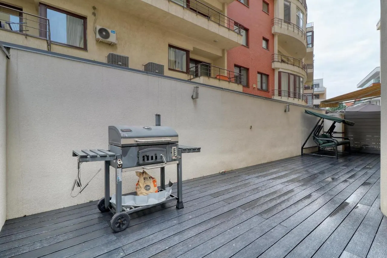 3 Bedroom Apartment In Herastrau Area Bukurešť 0*,  Rumunsko