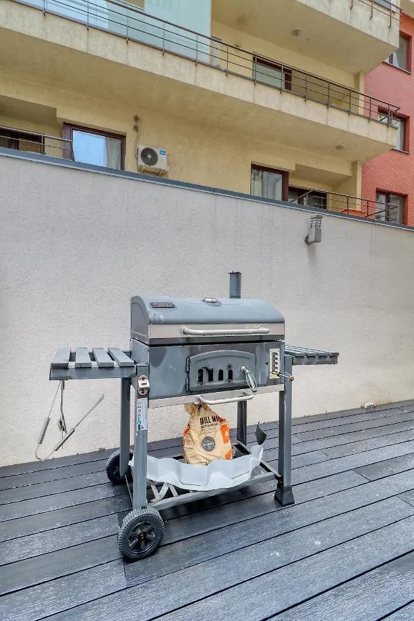 3 Bedroom Apartment In Herastrau Area Bukurešť