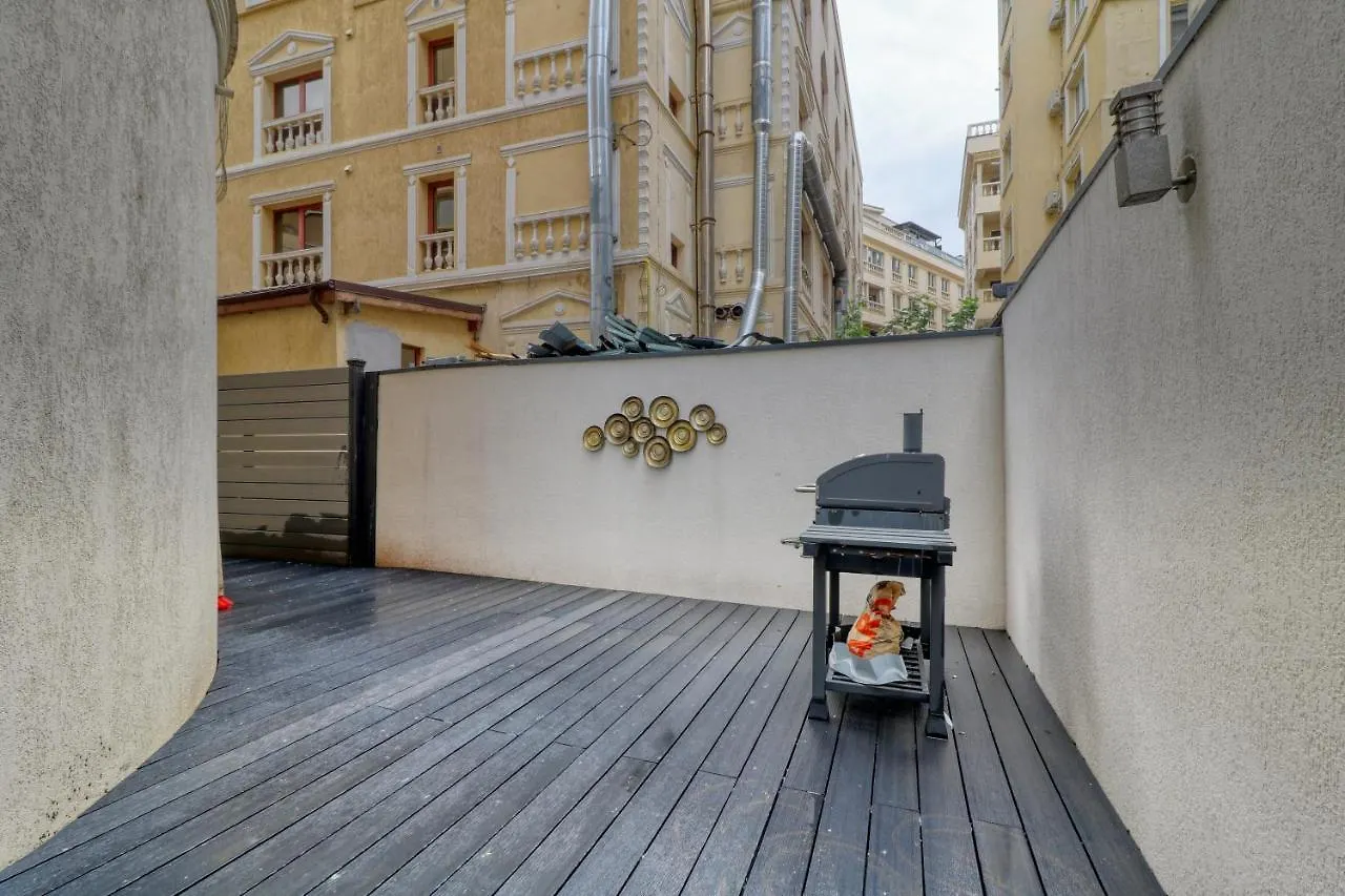 3 Bedroom Apartment In Herastrau Area Bukurešť