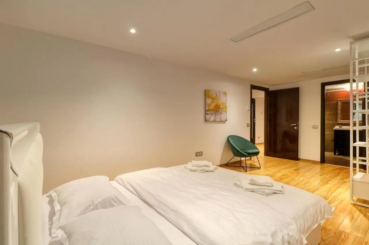 3 Bedroom Apartment In Herastrau Area Bucharest Romania