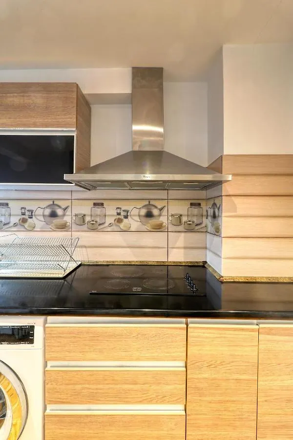 3 Bedroom Apartment In Herastrau Area Bucharest