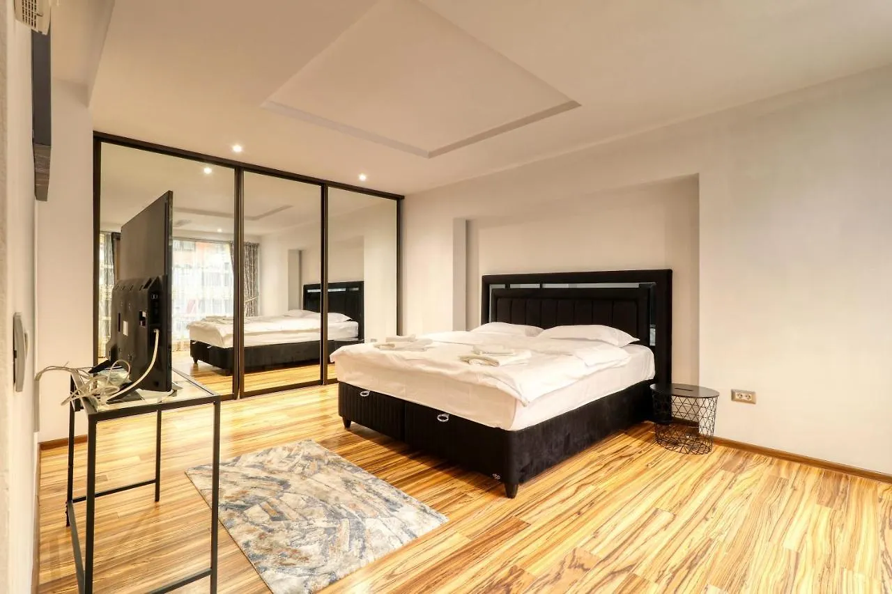 3 Bedroom Apartment In Herastrau Area Bucharest Romania