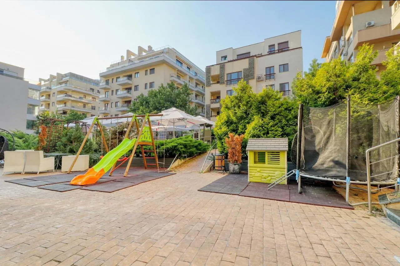 3 Bedroom Apartment In Herastrau Area Bucharest 0*,