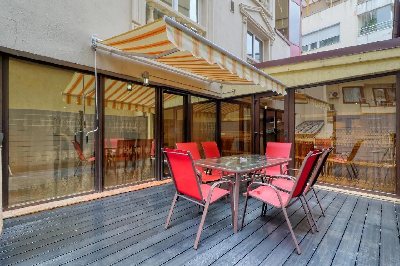 3 Bedroom Apartment In Herastrau Area Bucharest