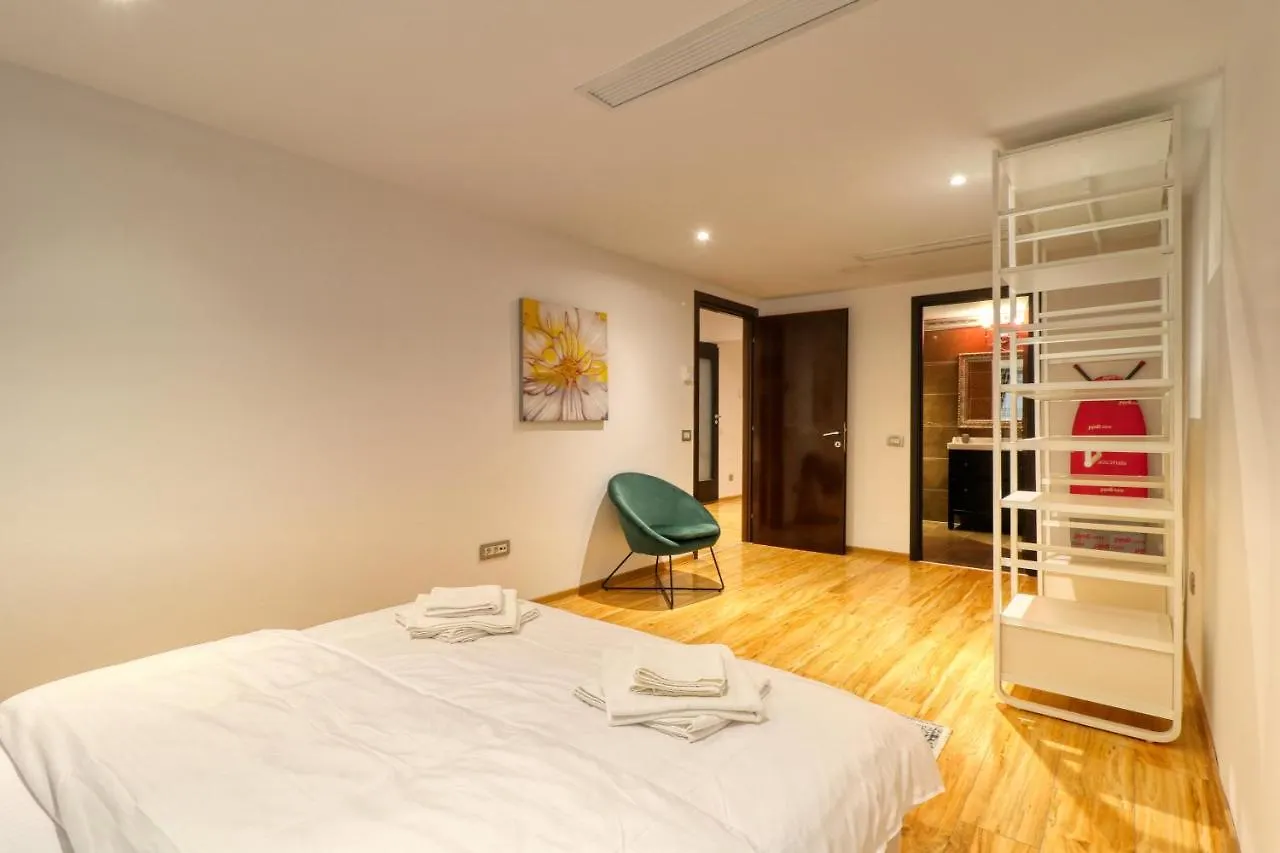 3 Bedroom Apartment In Herastrau Area Bucharest